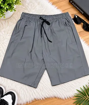 Plain Short