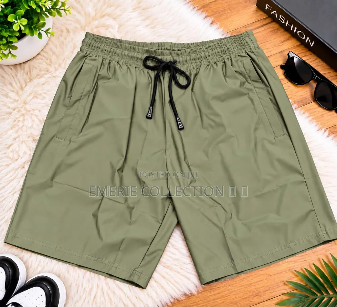 Plain Short