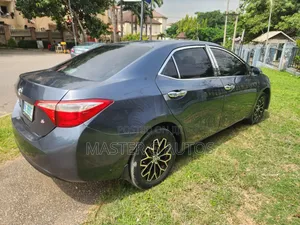 Toyota Corolla 2015 Gray