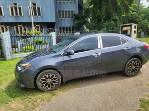 Toyota Corolla 2015 Gray