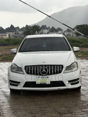 Mercedes-Benz C350 C 350 4MATIC AWD 2012 Red
