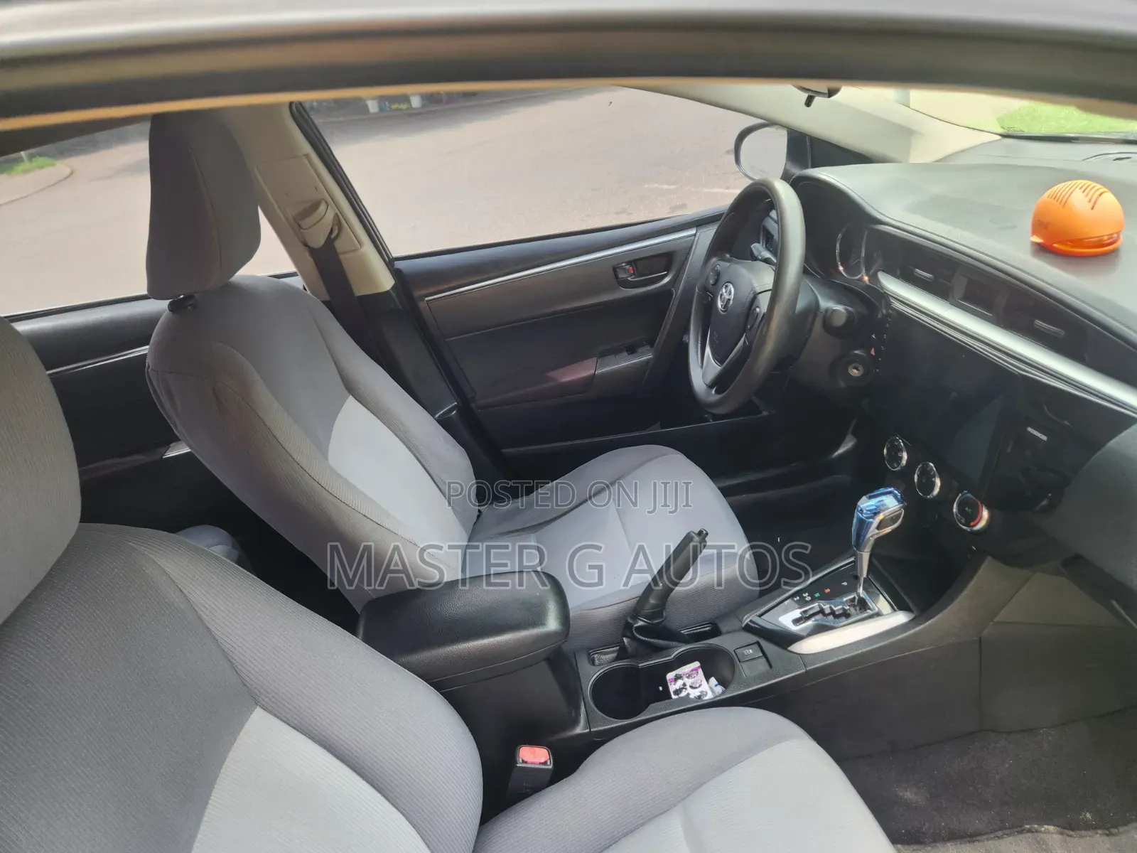 Toyota Corolla 2015 Gray