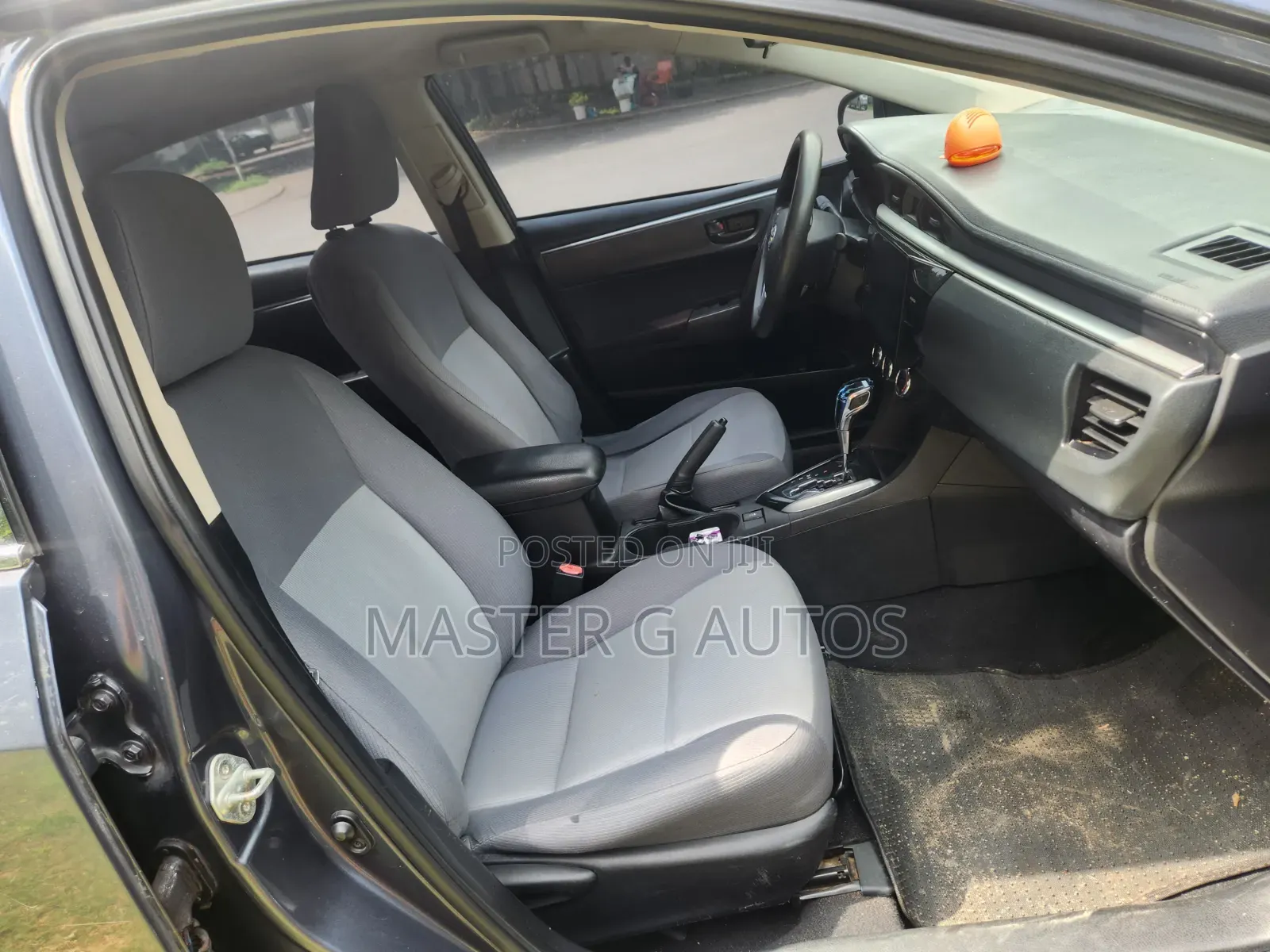 Toyota Corolla 2015 Gray