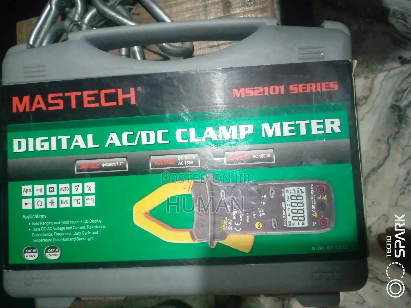 Digital AC/DC Clamp Meter