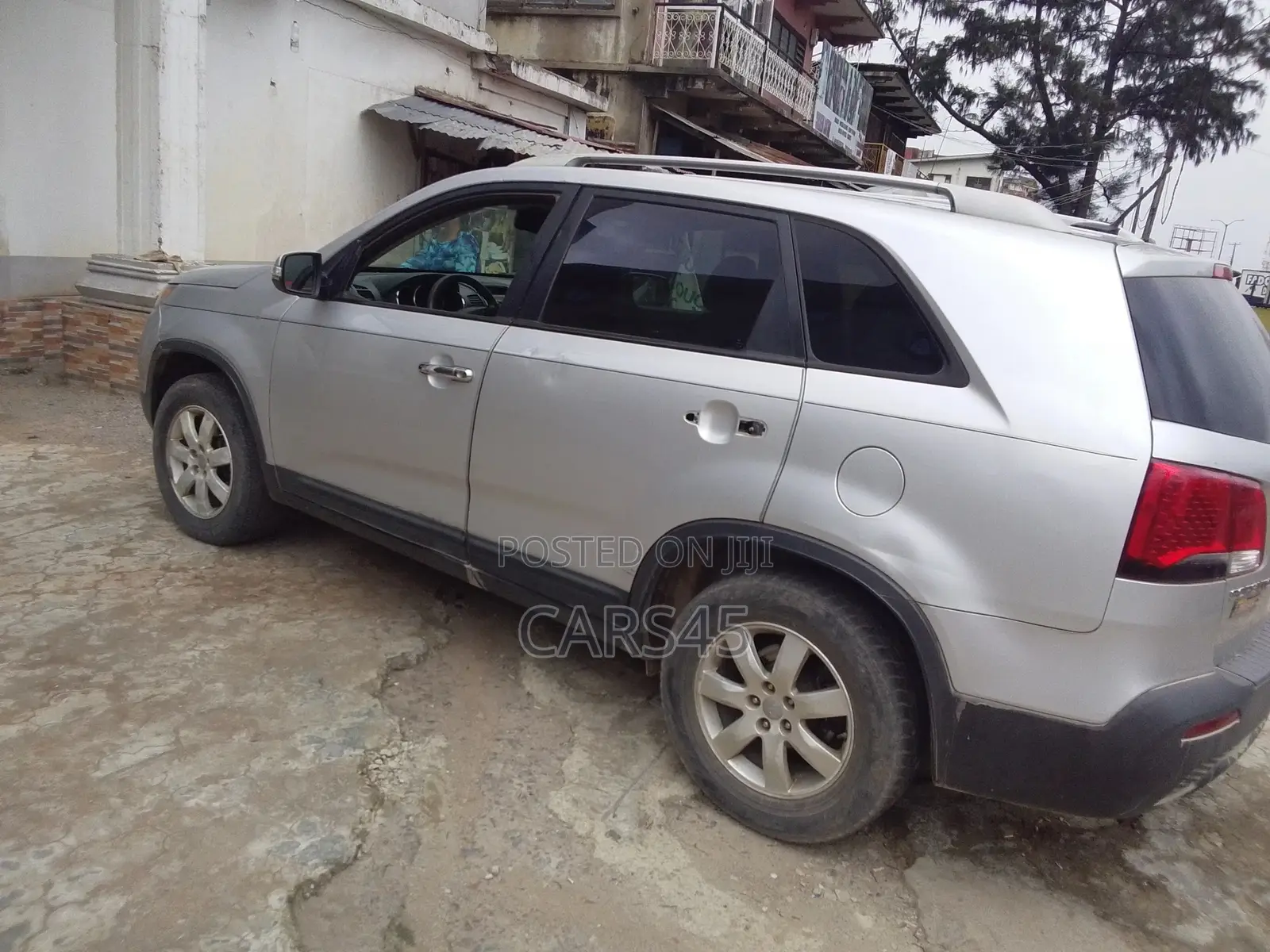 Kia Sorento 2012 Silver