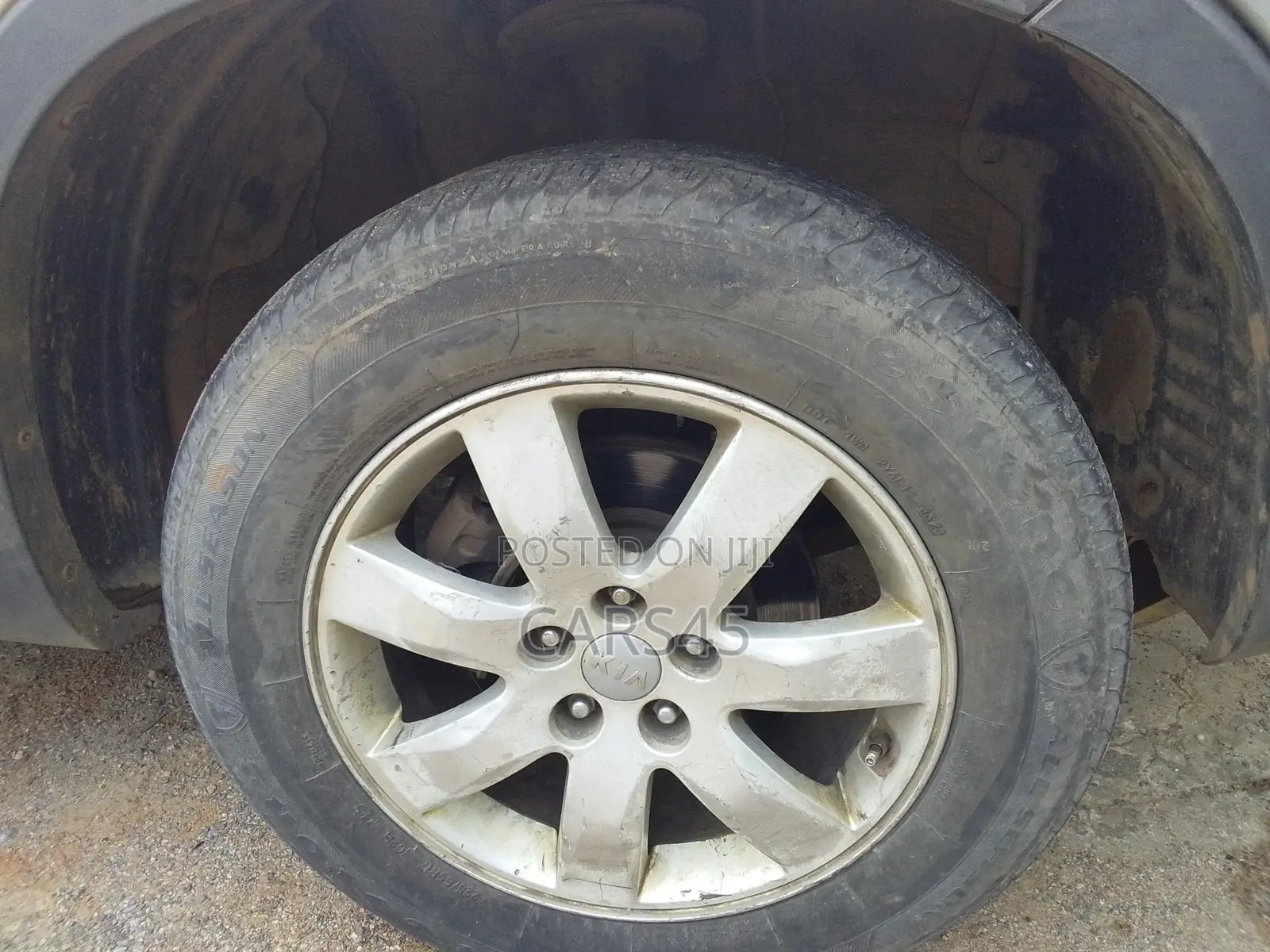 Kia Sorento 2012 Silver