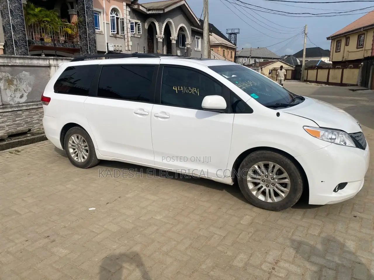 Toyota Sienna 2012 White