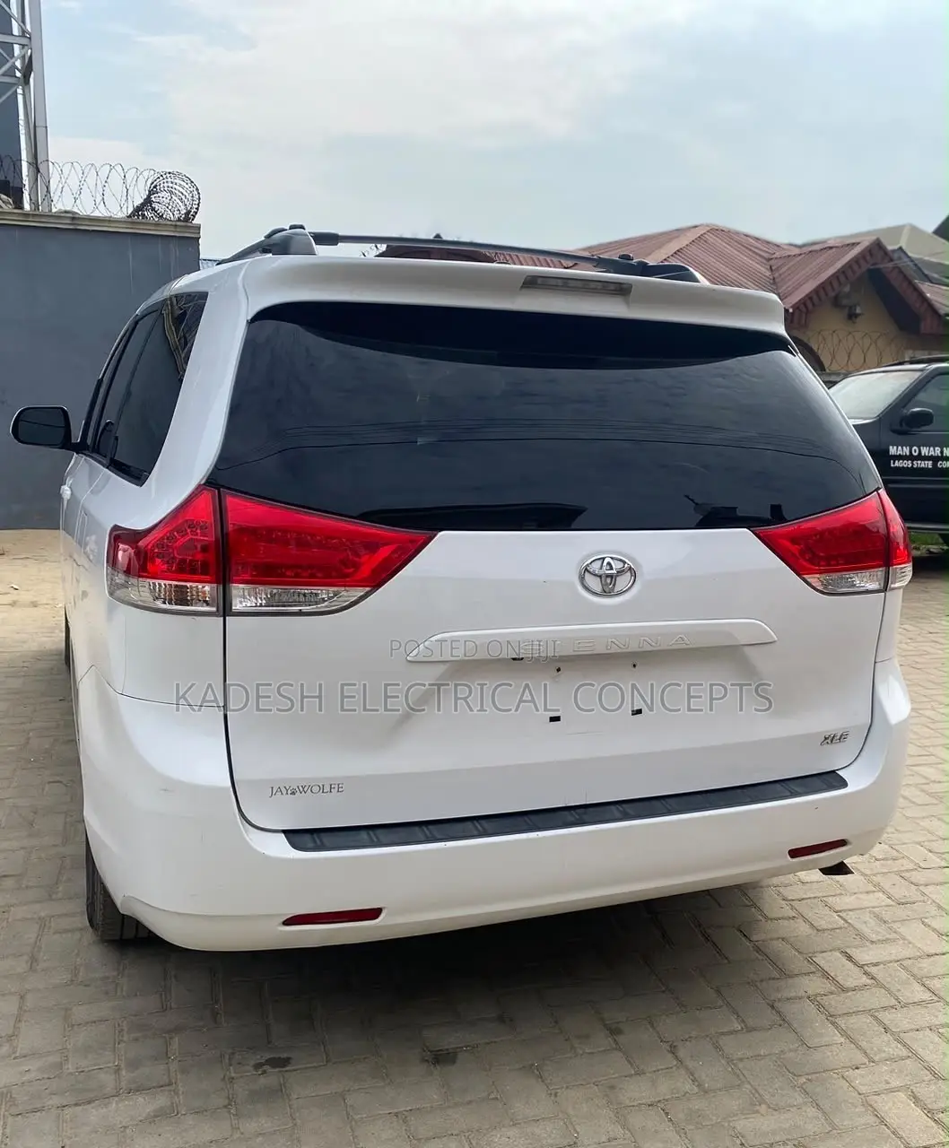 Toyota Sienna 2012 White