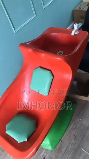 Saloon Wash Basin