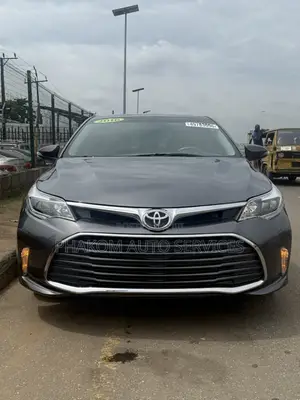 Toyota Avalon XLE FWDSedan (3.6L 6cyl 6A) 2016 Gray