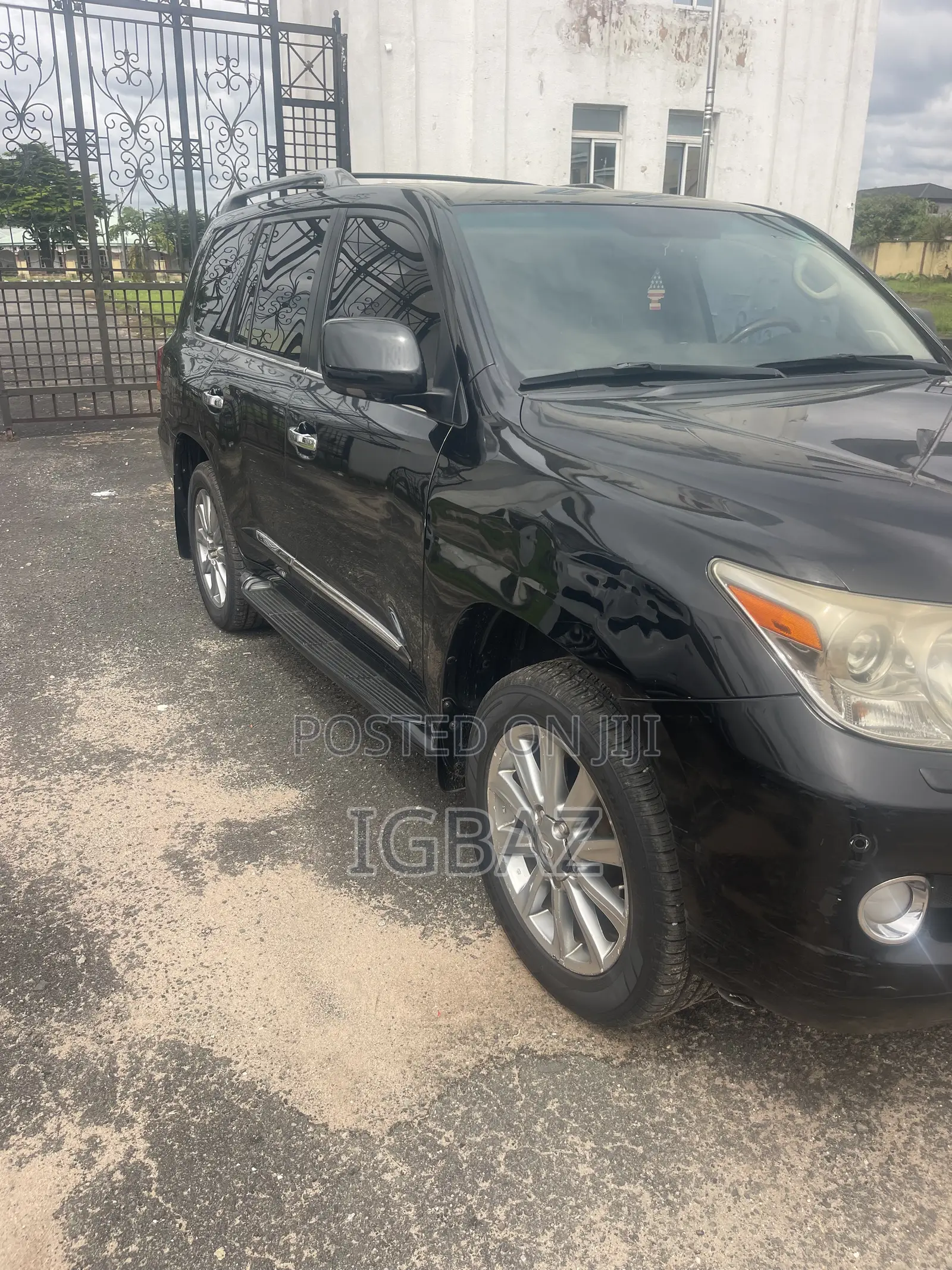 Lexus LX 570 AWD 2013 Black
