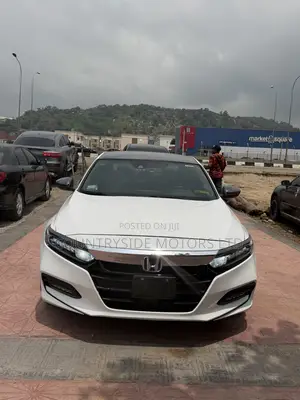 Honda Accord Touring 2018 White