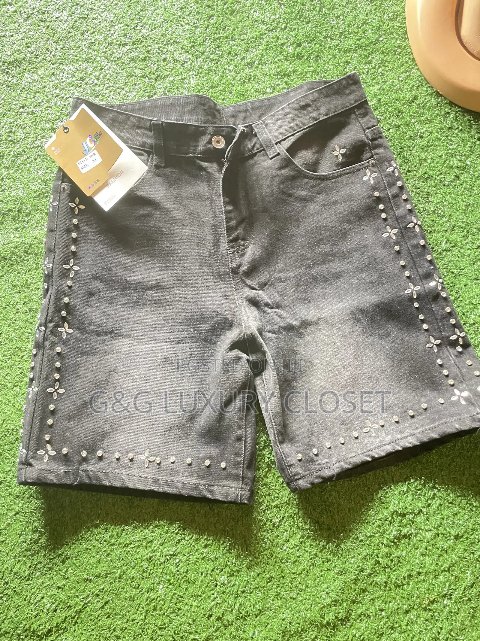 Short Jeans