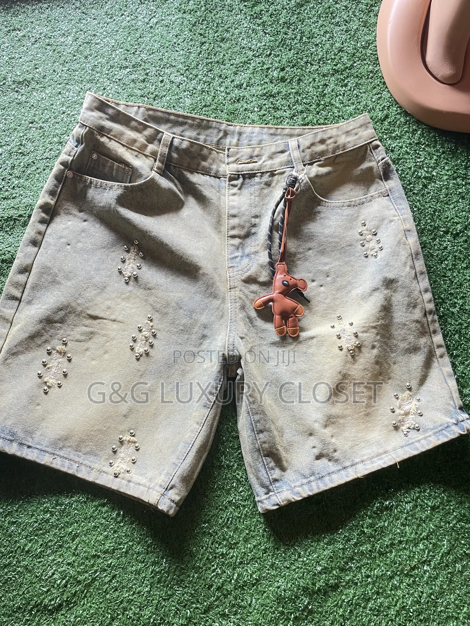 Short Jeans