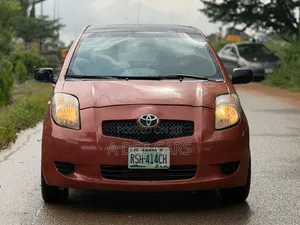 Toyota Yaris 2008 Orange