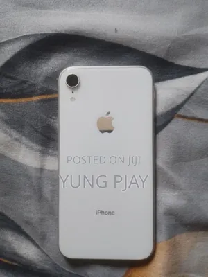 Apple iPhone XR 64 GB White
