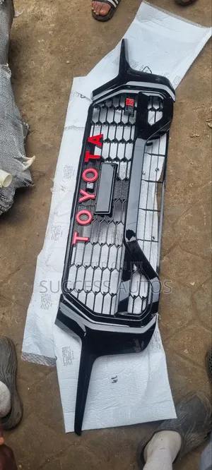 Front Grille Hiliux 2020 GR Sport