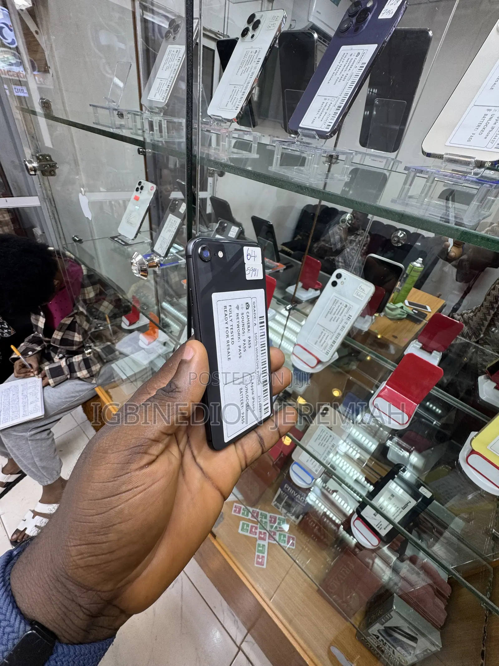 Apple iPhone 8 64 GB Black
