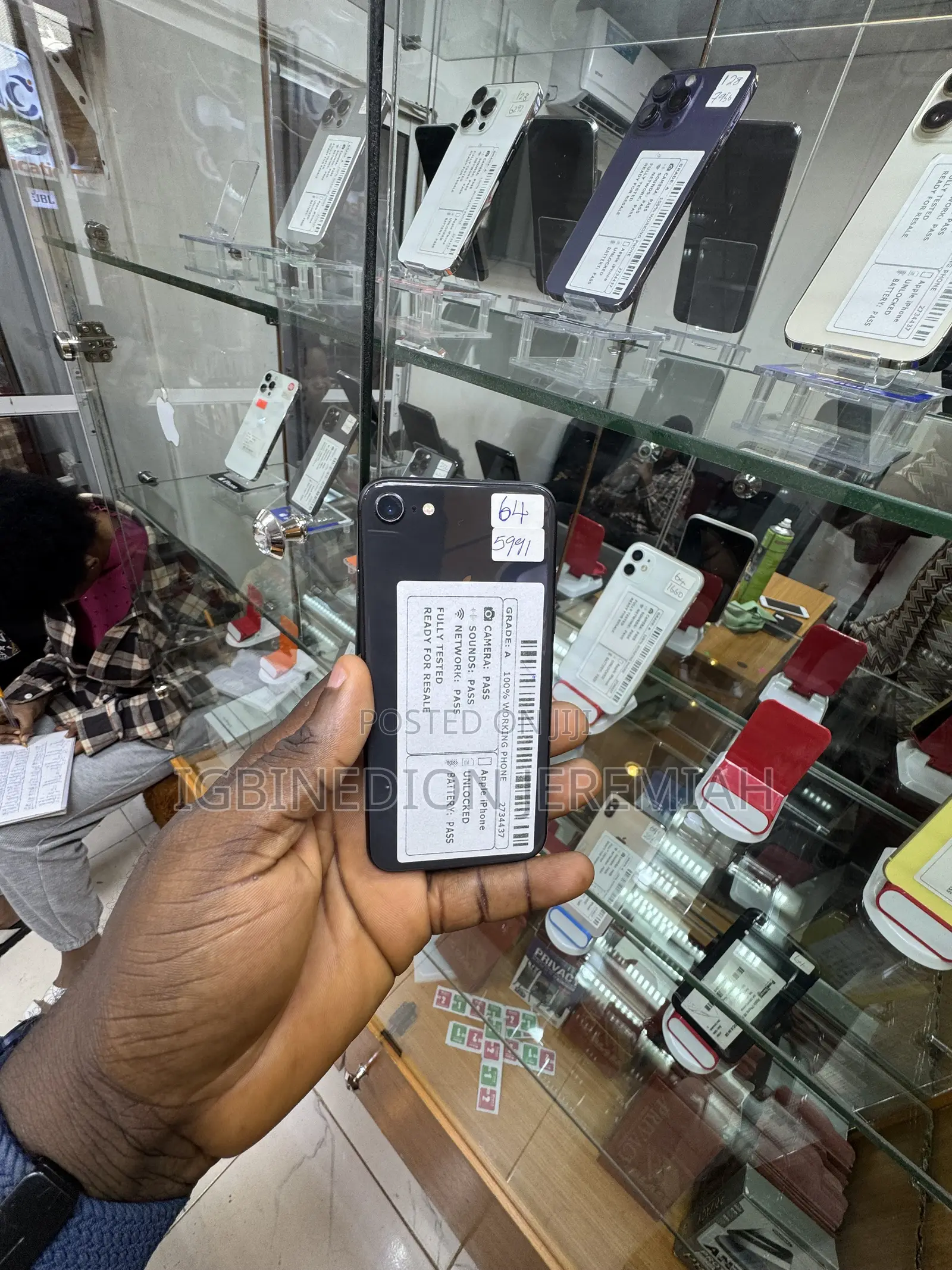 Apple iPhone 8 64 GB Black
