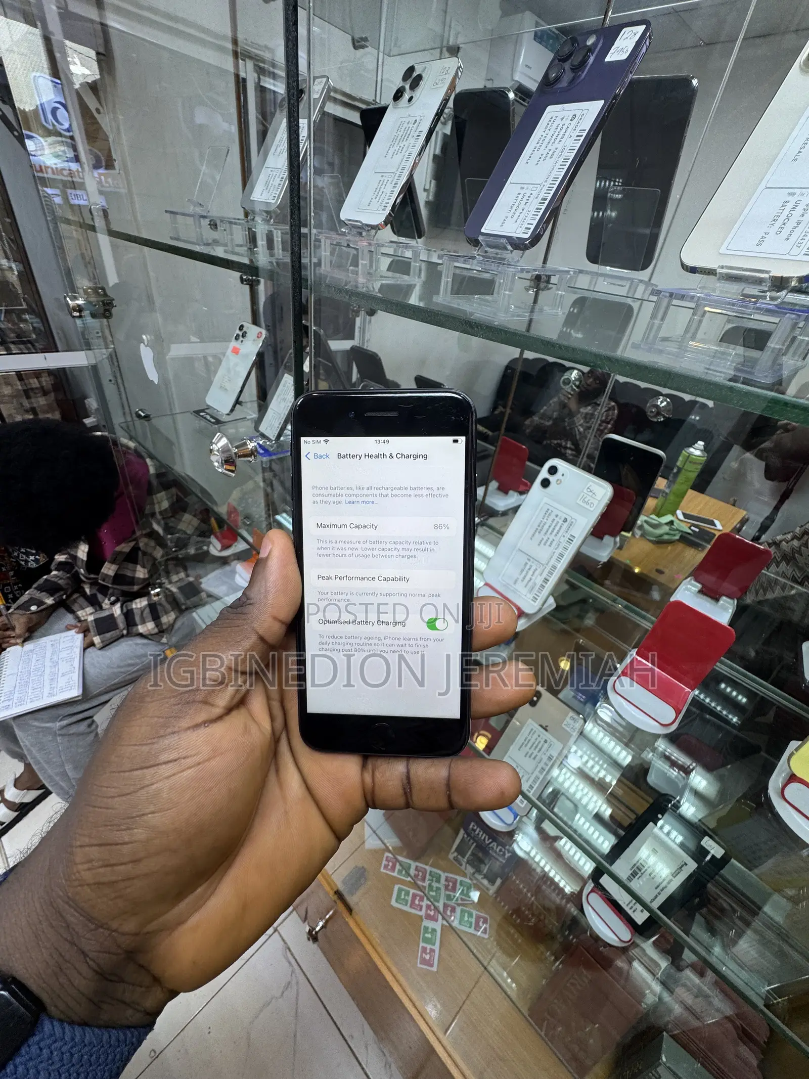 Apple iPhone 8 64 GB Black