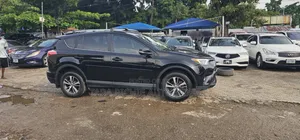 Toyota RAV4 XLE 4dr SUV AWD (2.5L 4cyl 6A) 2018 Black