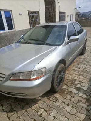 Honda Accord 2.0 Sport Automatic 2002 Silver