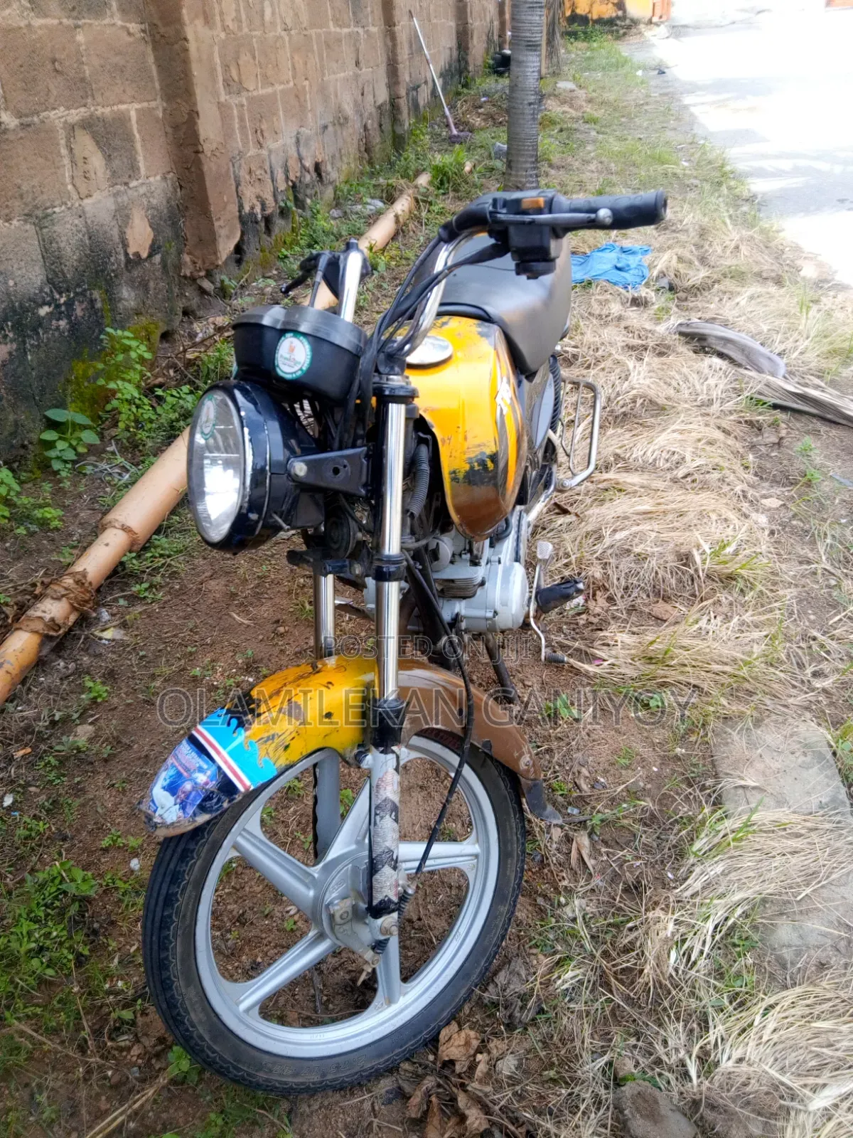TVS HLX Plus ES 2024 Black