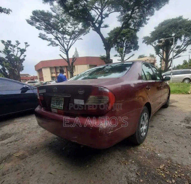 Toyota Camry 2004 Red
