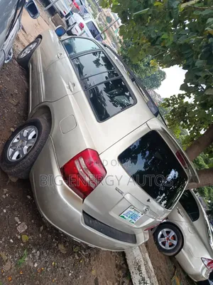 Toyota Highlander V6 2005 Gold