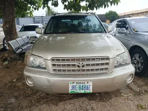 Toyota Highlander V6 2005 Gold