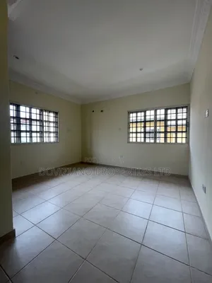 3bdrm Apartment in Lekki Phase 1 for rent