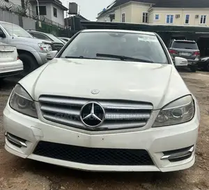 Mercedes-Benz C300 Luxury Sedan RWD (3.0L 6cyl 7A) 2008 White