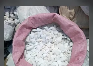 15kg Bag of Clean White Stone for Interior and Exterior Decoration