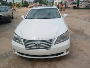 Lexus ES 2012 White