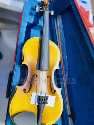 Standard Yamaha Violin
