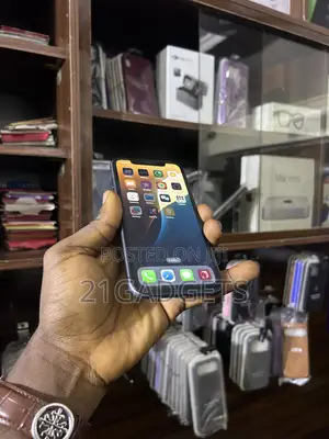 Apple iPhone 11 64 GB Black