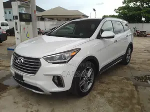 Hyundai Santa Fe 2018 White