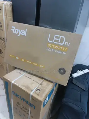 ROYAL RTV32M10P 32 Inch Smart TV Family Media Display
