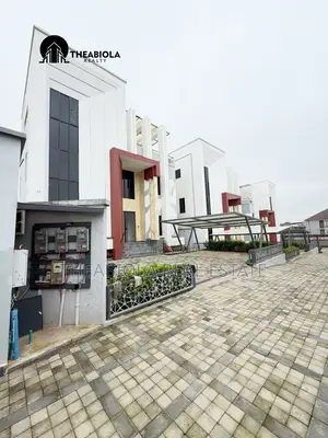 6bdrm Duplex in Guzape District for sale