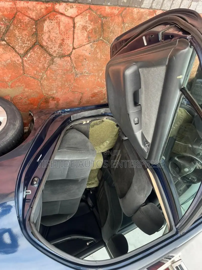 Toyota Corolla 2005 Blue