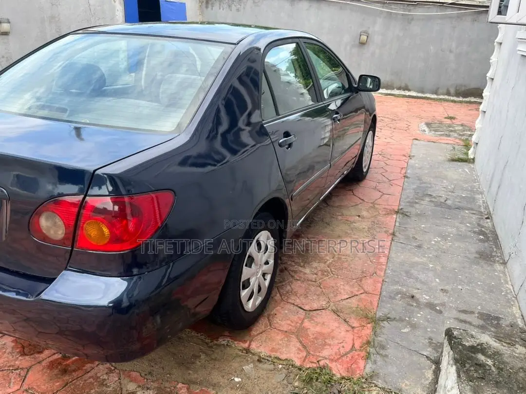 Toyota Corolla 2005 Blue