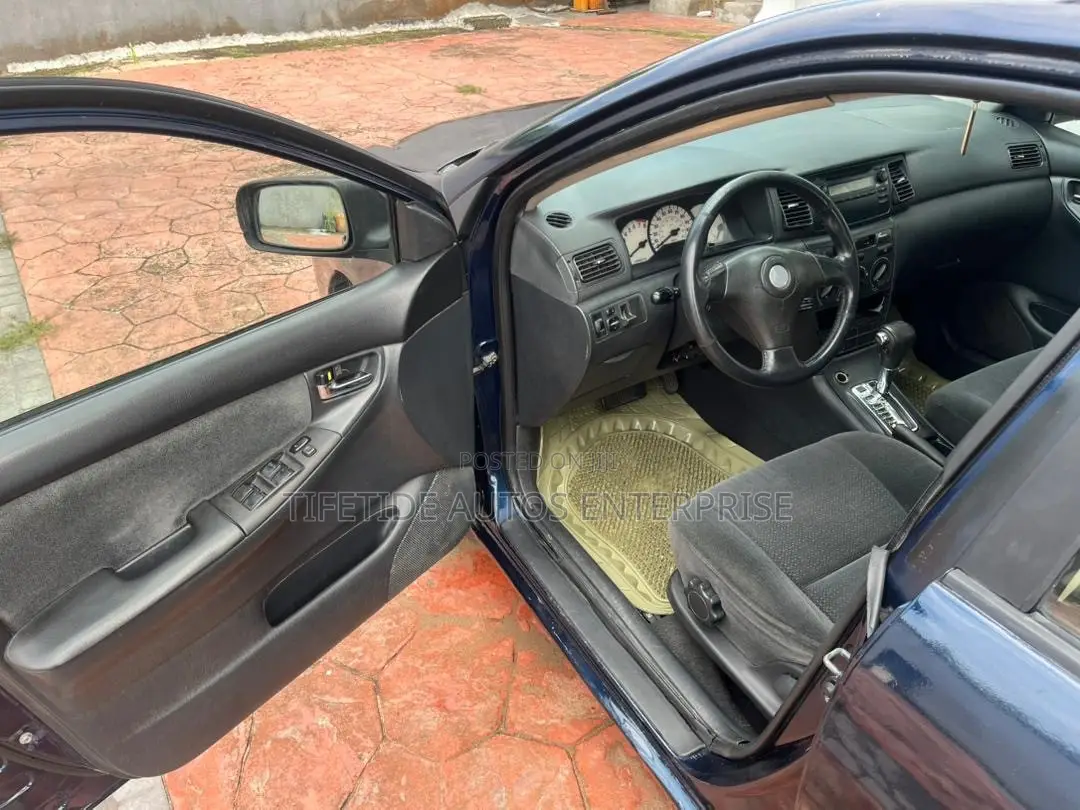 Toyota Corolla 2005 Blue