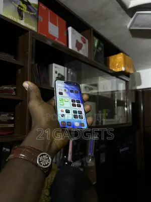 Apple iPhone 16 128 GB White