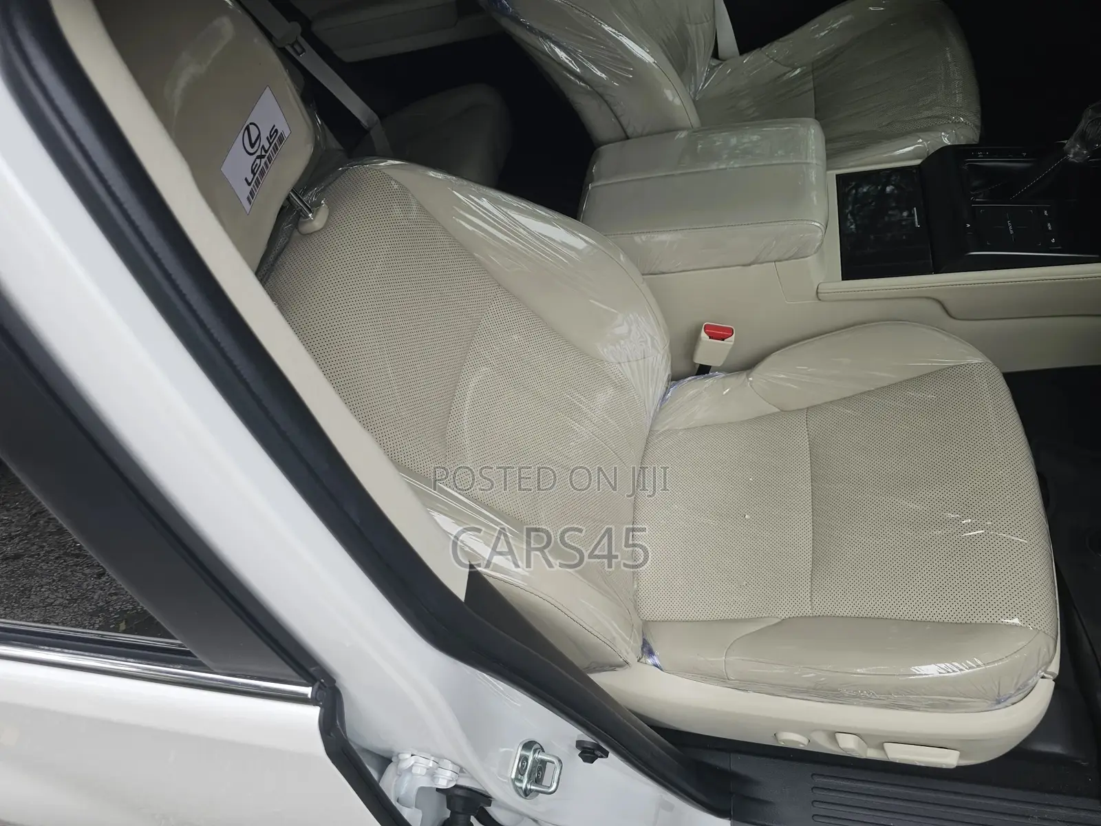 Lexus GX 2023 White