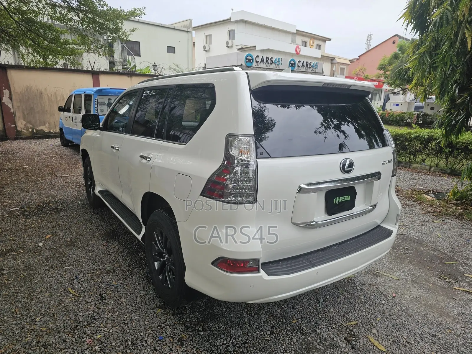 Lexus GX 2023 White