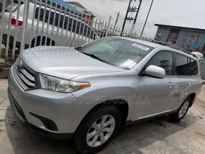 Toyota Highlander 2012 Silver