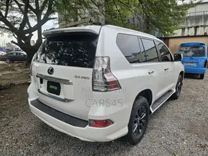 Lexus GX 2023 White