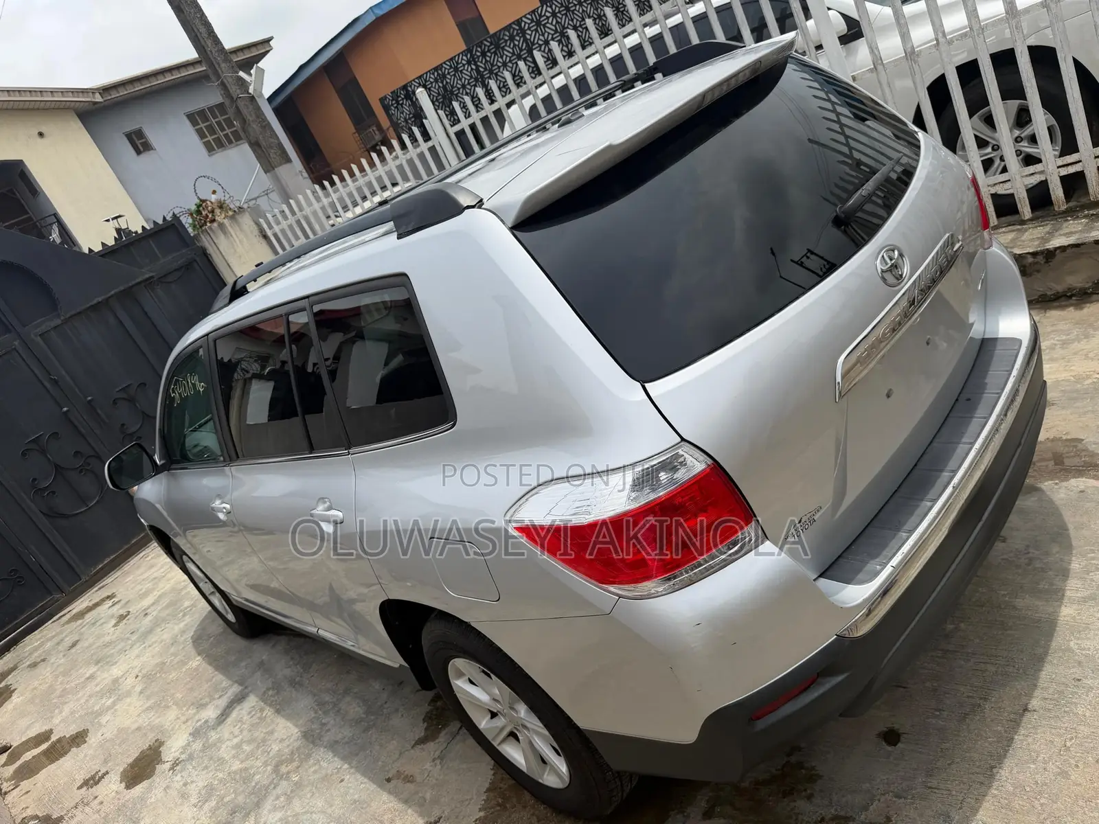 Toyota Highlander 2012 Silver