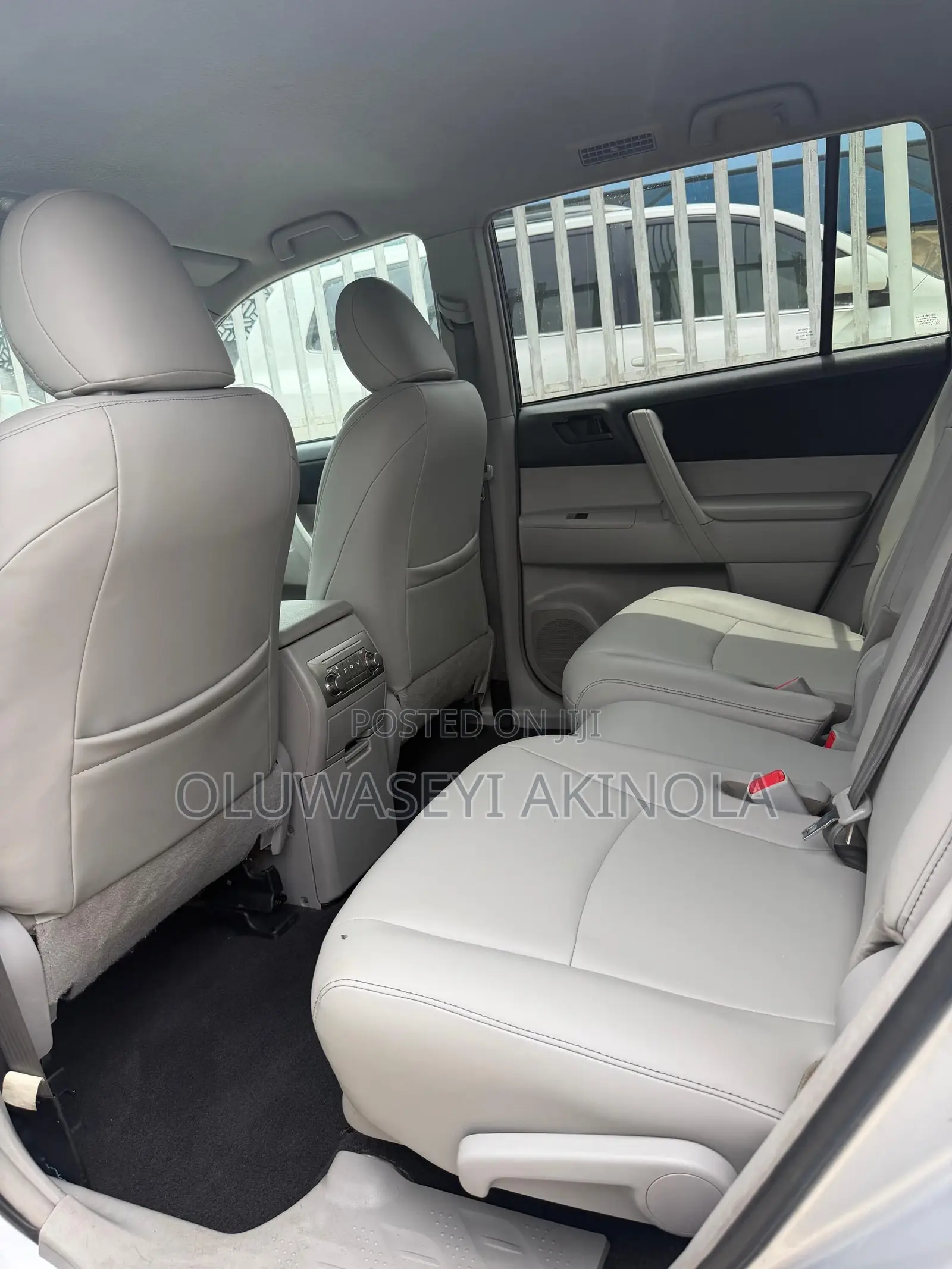 Toyota Highlander 2012 Silver
