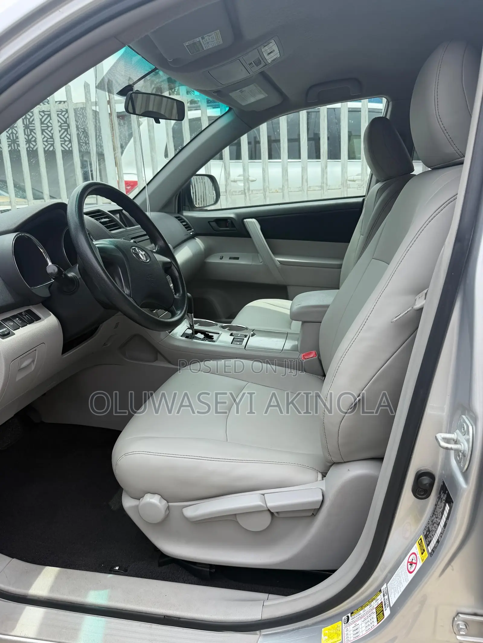 Toyota Highlander 2012 Silver